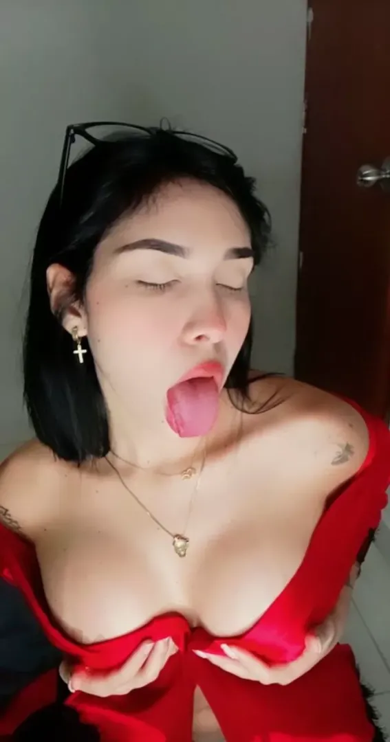 I hope your day is as nice as my big boobs😋