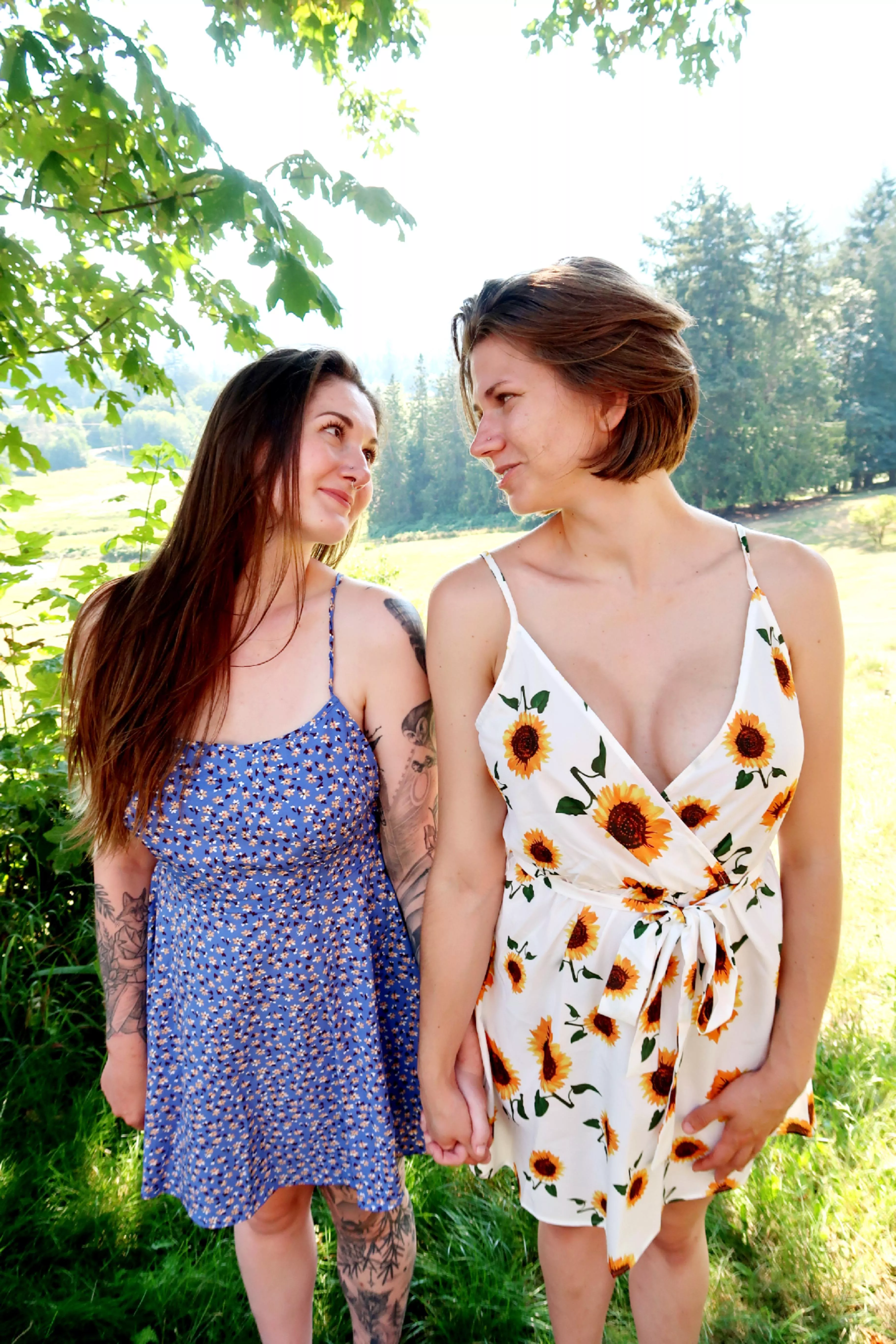 Like the sunflowers on my dress? 🤪