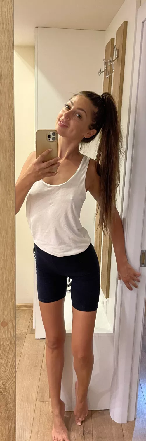 Nothing better than doing home workouts braless!