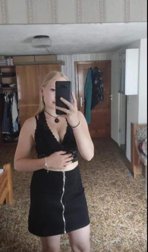 pretty sure this is not suitable for work 😈😜