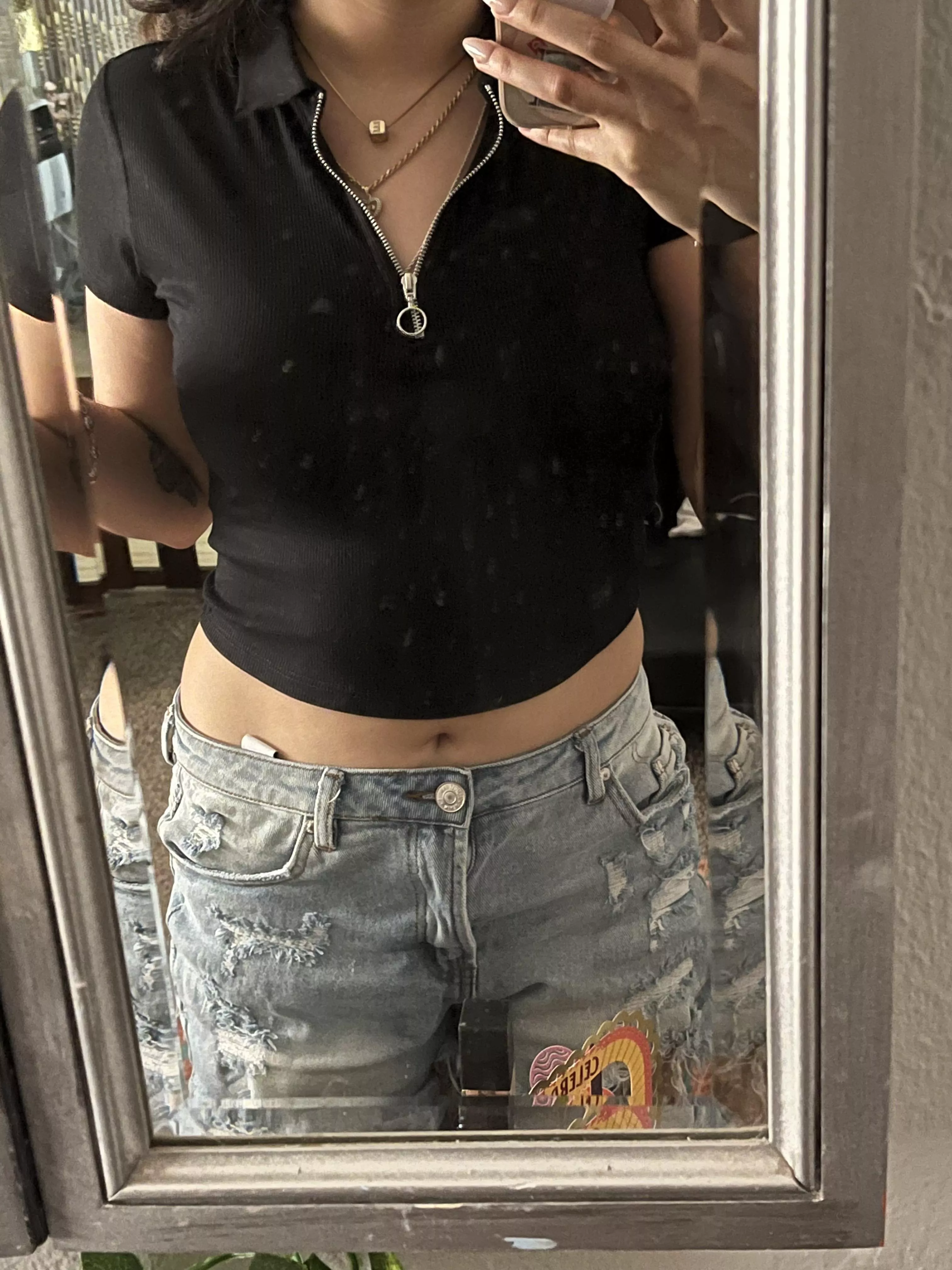 Test my friends future gf (hopefully) don’t want him hurt. 22 Latina in dallas