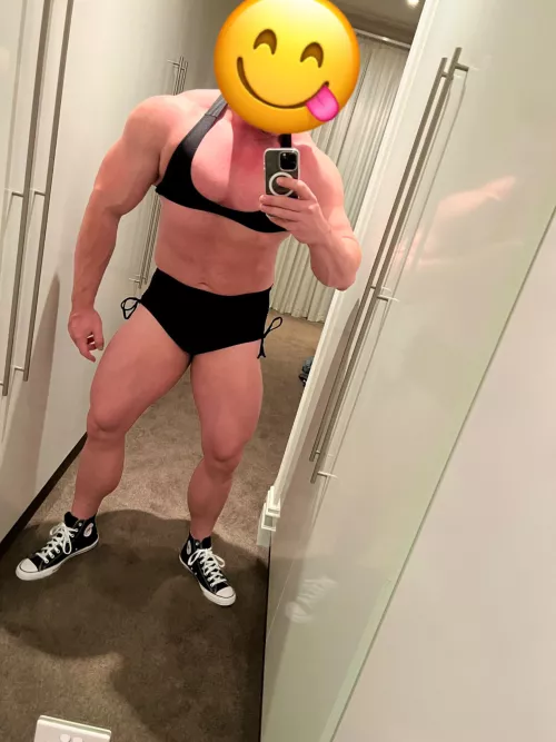 Want to be a cute buff sissy for the gym boys 💁🏻♀️