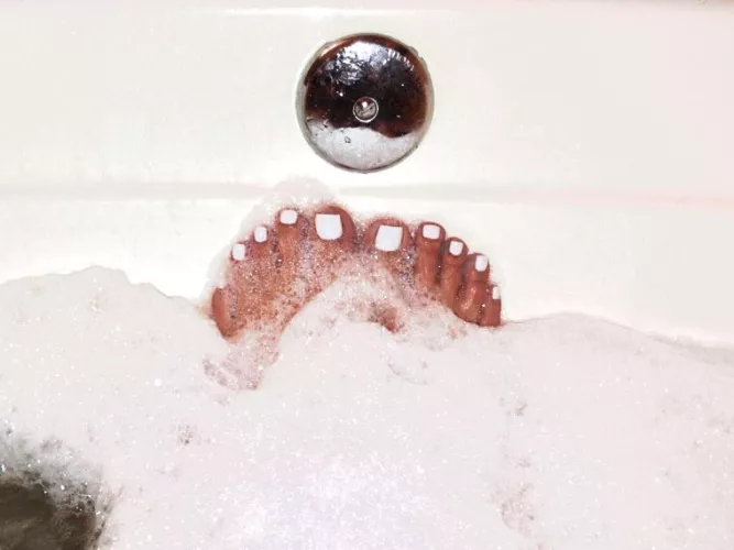 Born in 1971. How have my pedicured feet aged