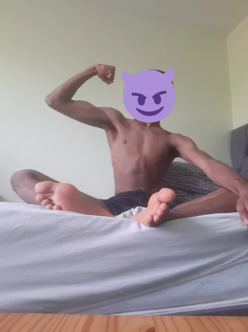 Can I make your fetish worse? 😈 [SIZE 11/AGE 19]