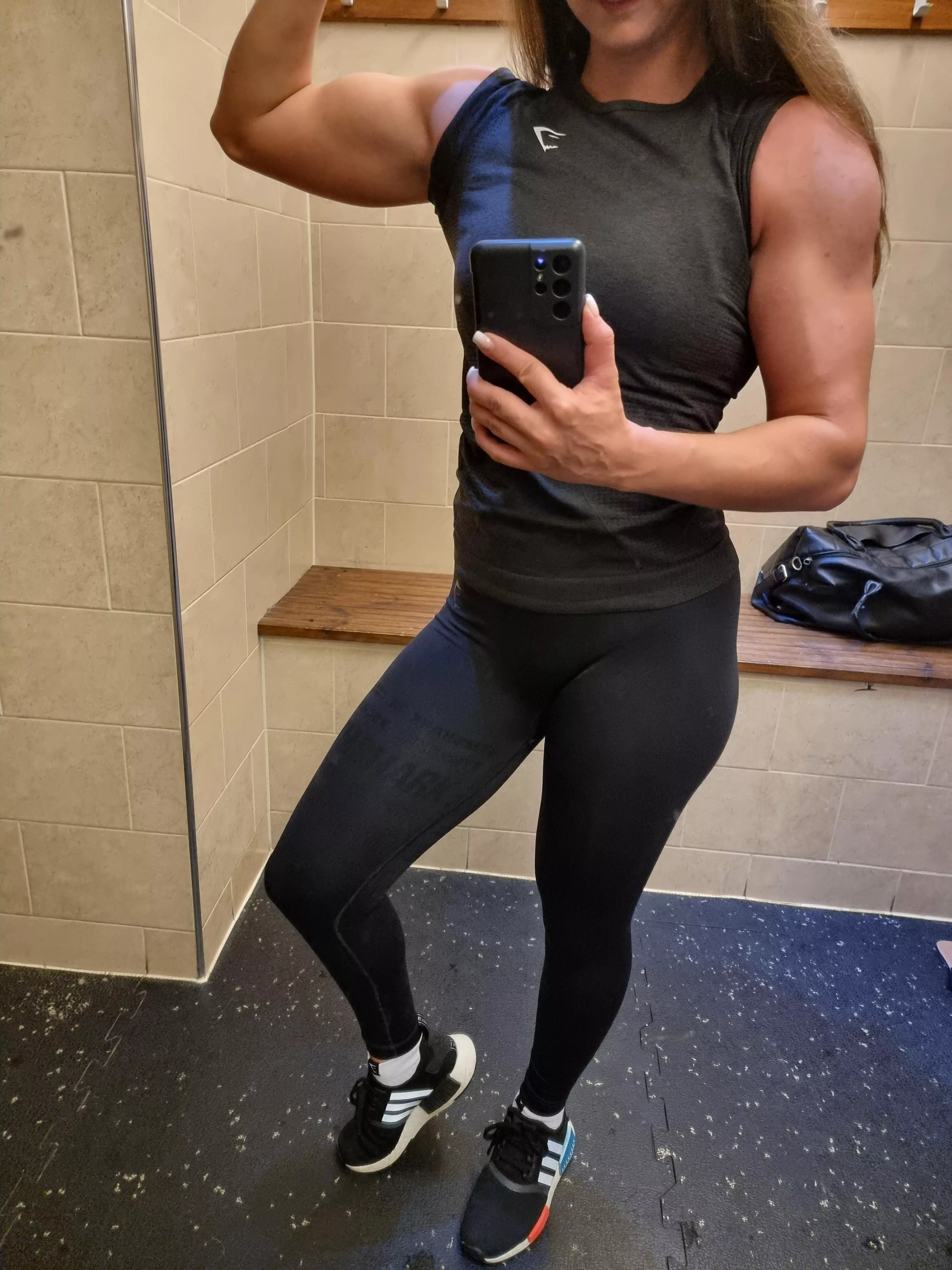 Crazy how I feel, is it visible? 💗💪