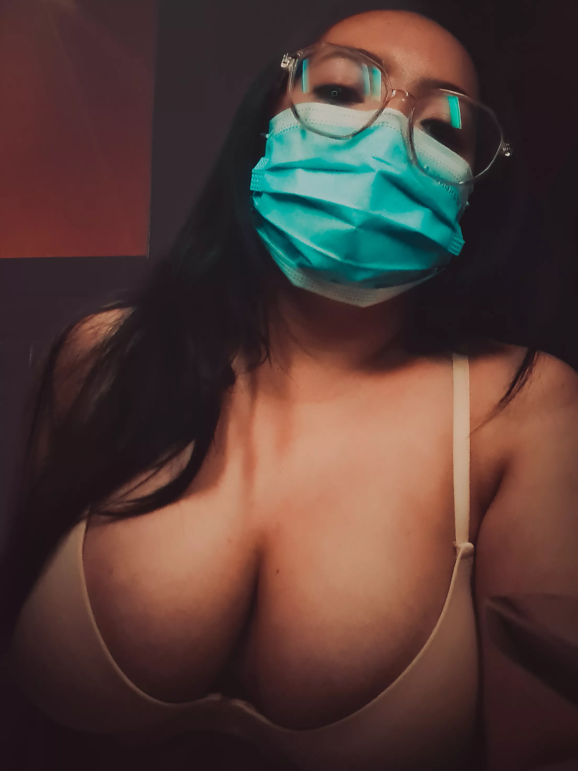 (F)ound a reason to smile more and more these days. Yes, I am smiling underneath the mask.😊