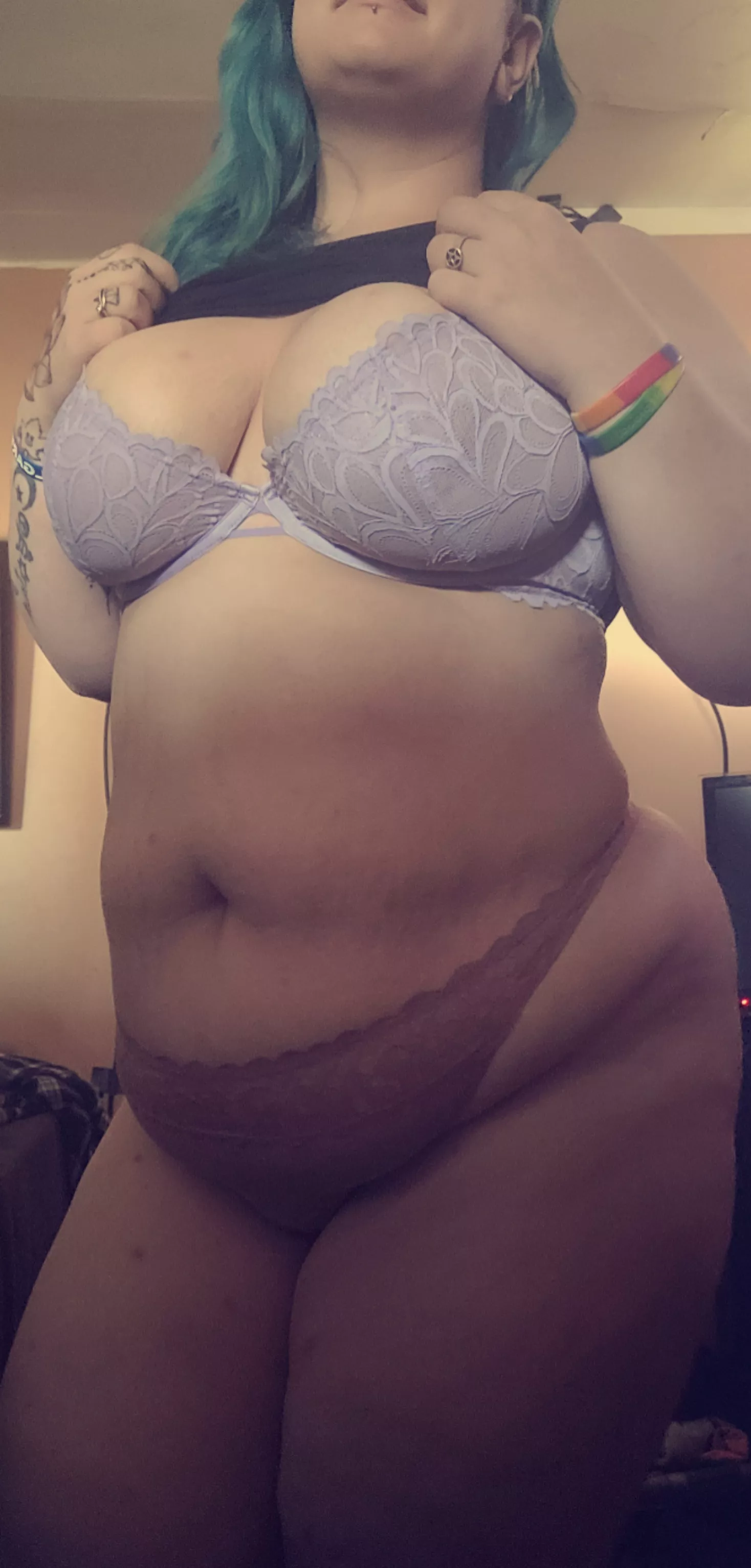 getting ready for work and felt cute enough to share