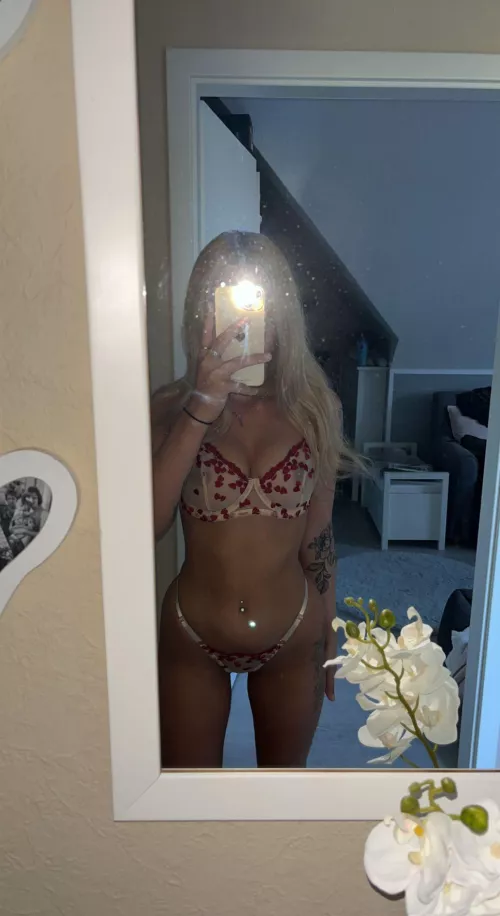 Got some new dresses for my after party please rate it ☺️