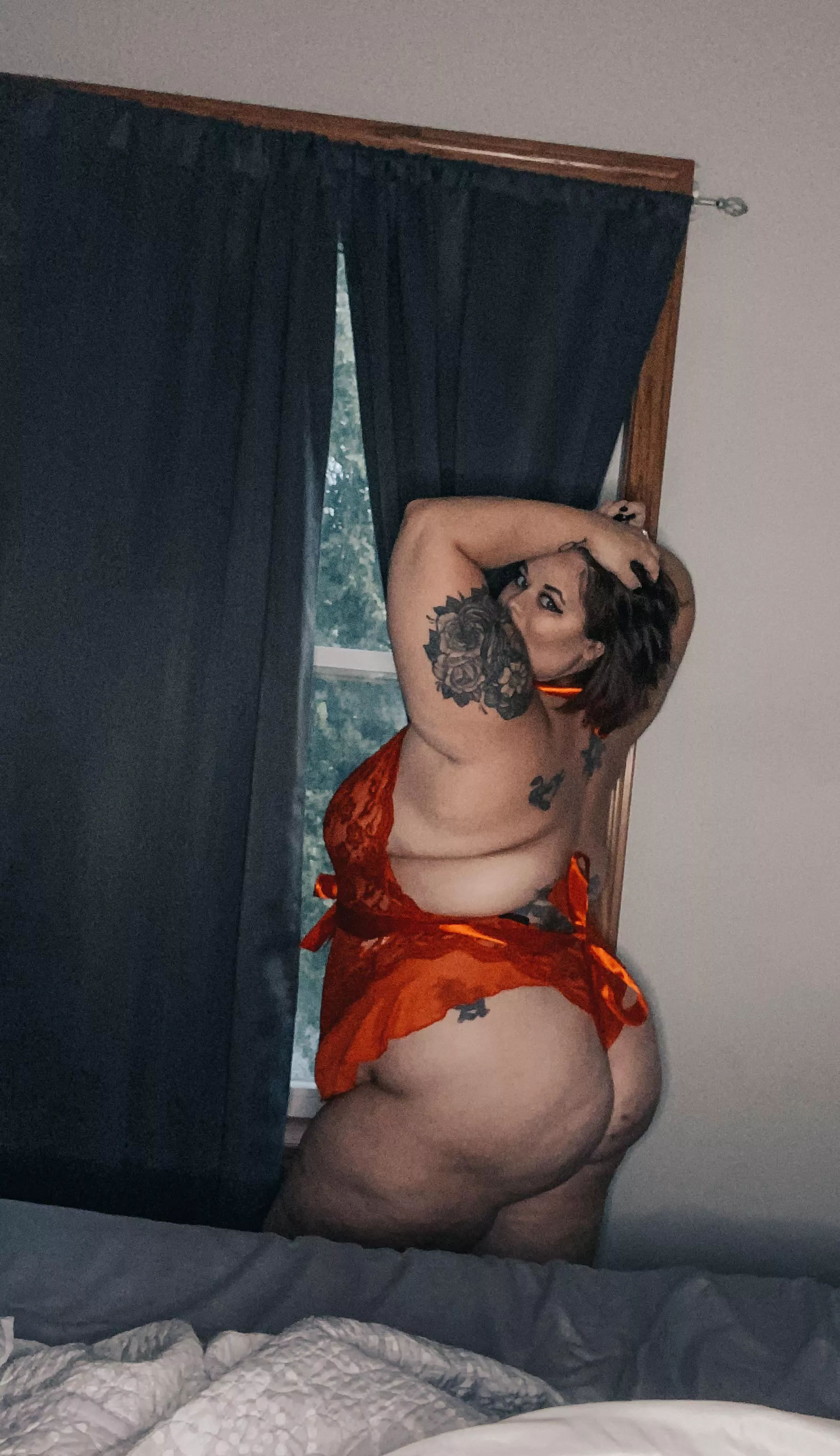 Husband just left for work. Would you come over?