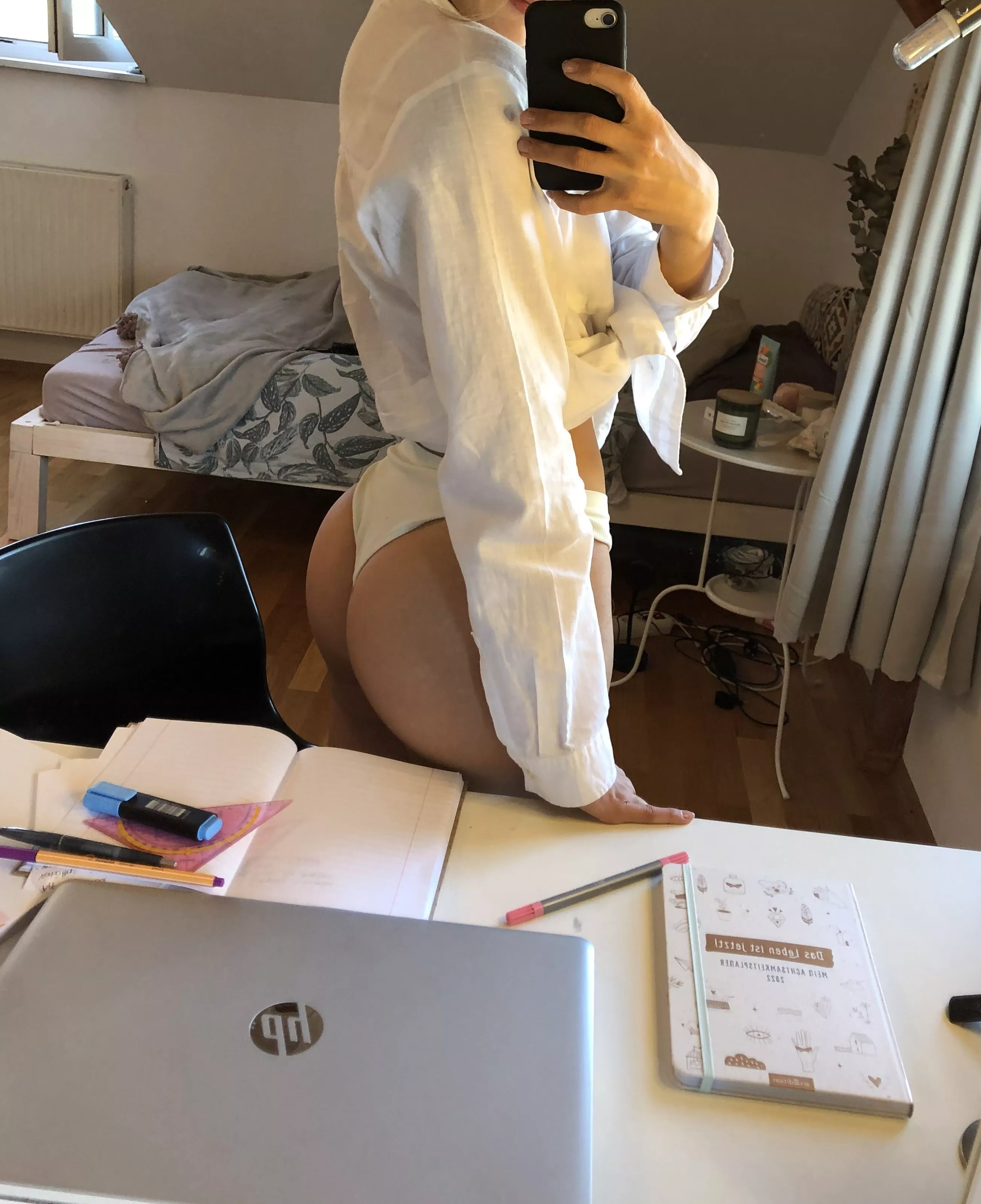 I am searching for a private tutor! 😊