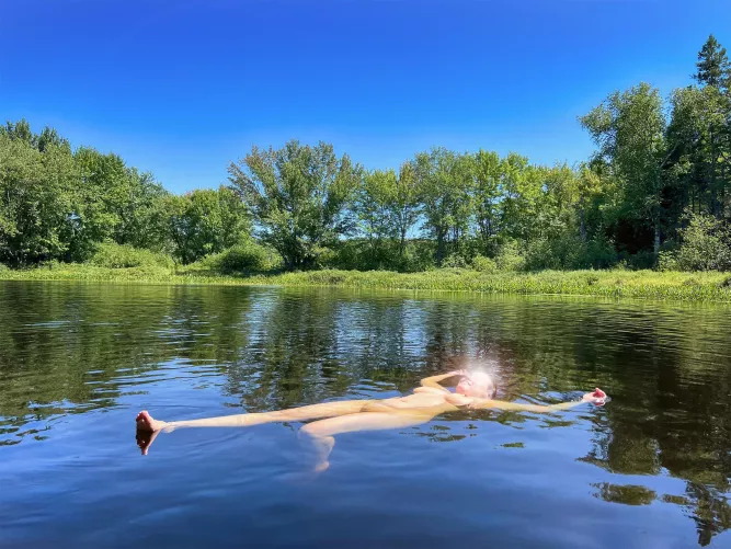 I miss this swimming spot - don’t you love a nice relaxing skinny dip?