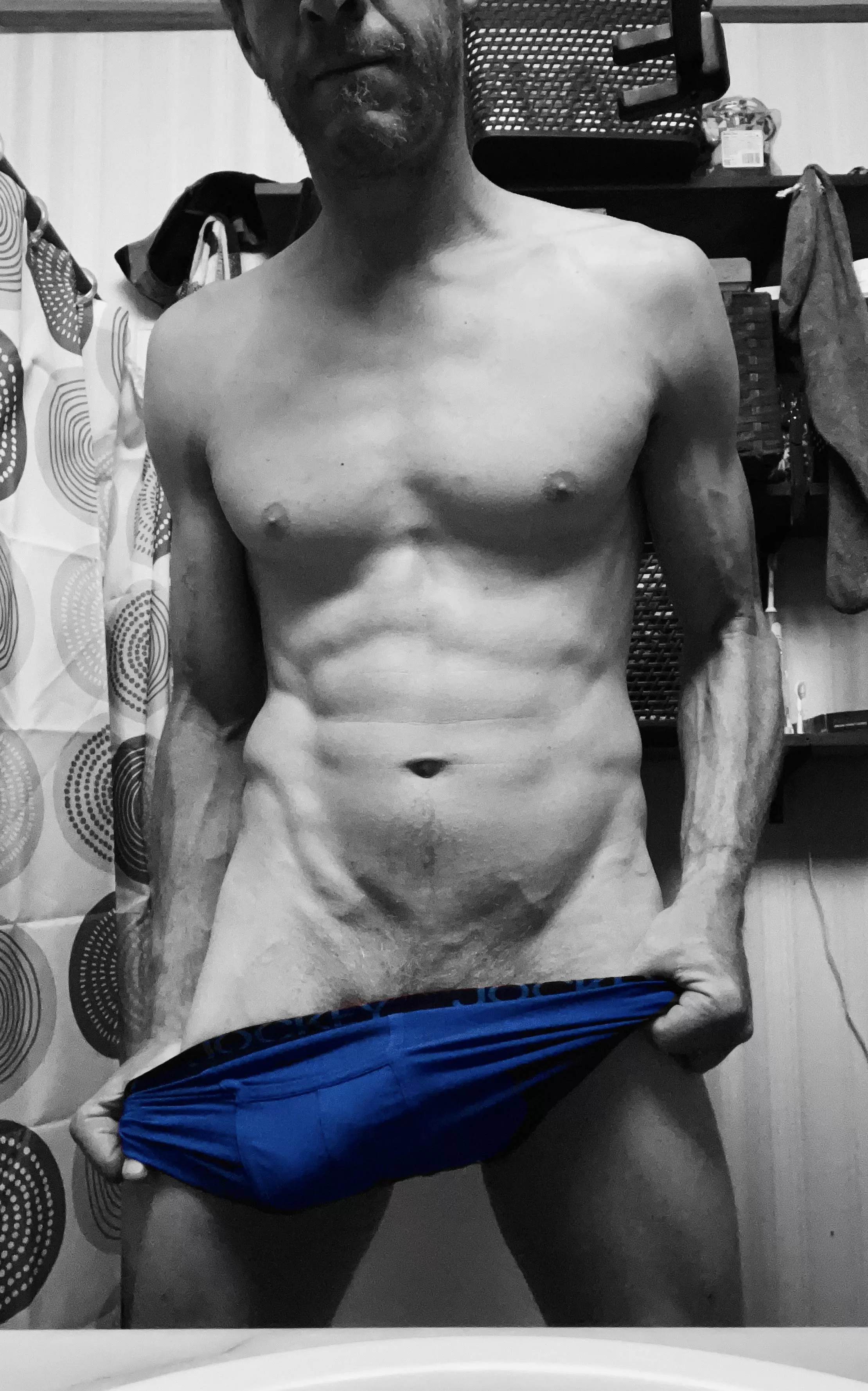 I need a female’s touch to help me outta these week day blues!