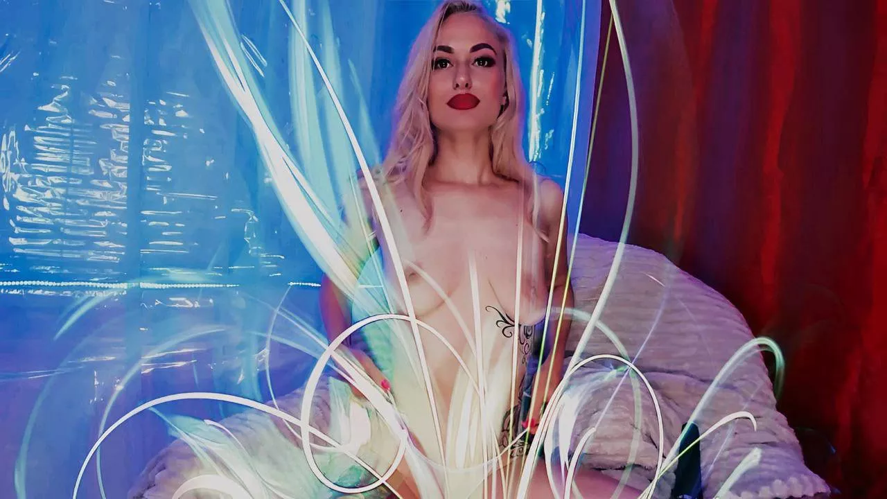 I wonder how they will make me feel good today 💦❤️‍🔥🥰 [Flow_Ari]