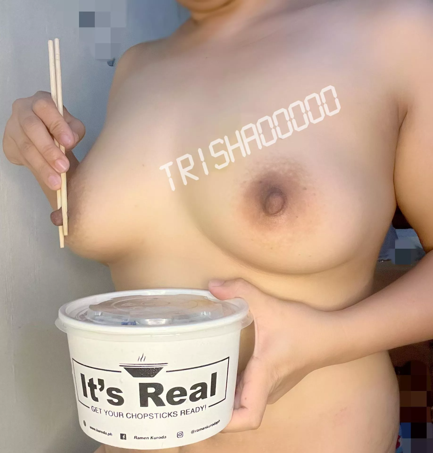 IT’S REAL 🥰 yeah that Good People still do exist. Thank you to a concern redditor for sending me a great ramen to at least make me [f]eel better. posting this to make you feel best in return. hugs and kisses 😘 🤗