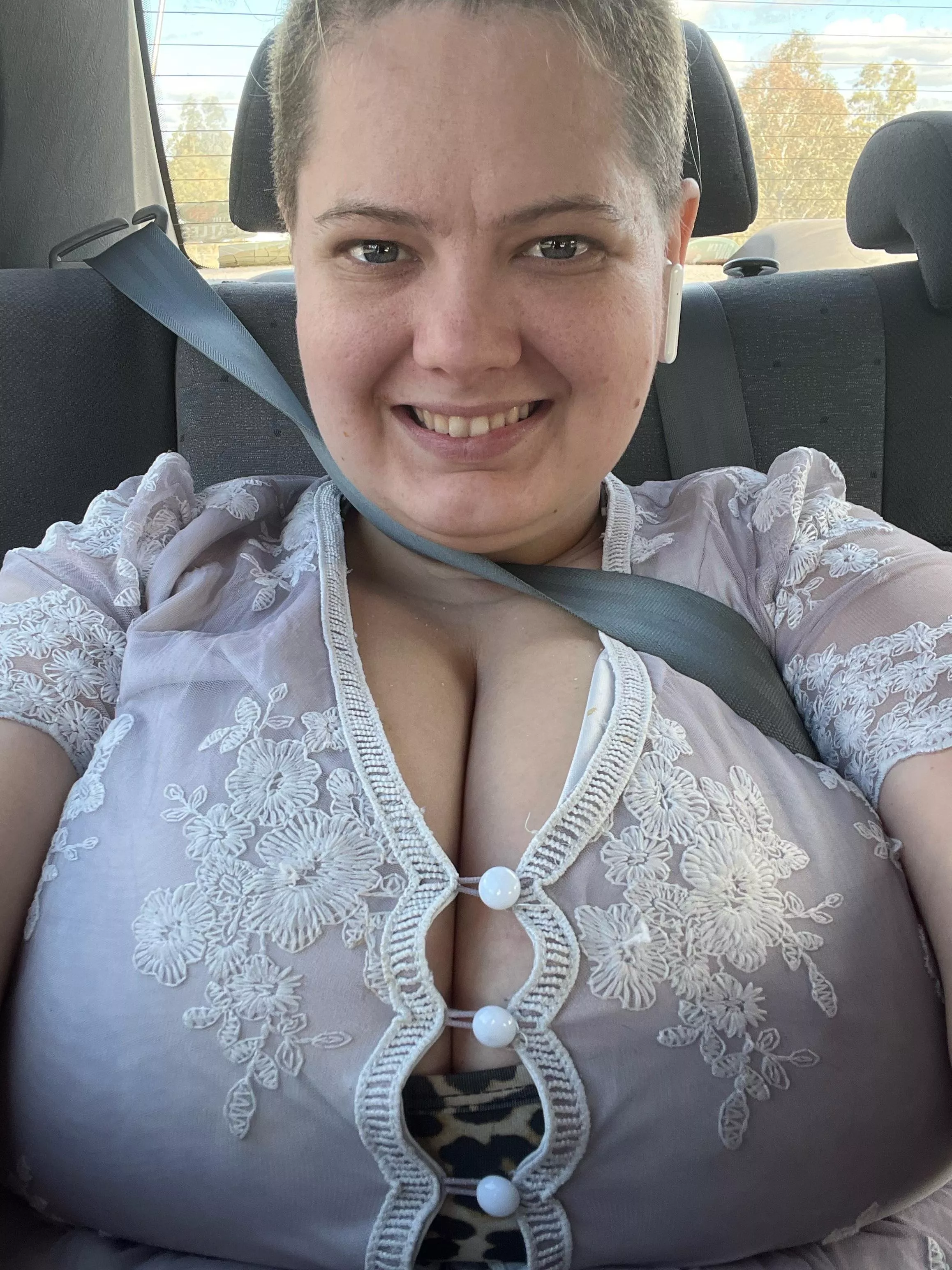 I’ve never felt so sorry for buttons before! Oops 😈😜🥰