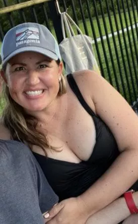 Looking for people to trib my irl. I have more pics dm me