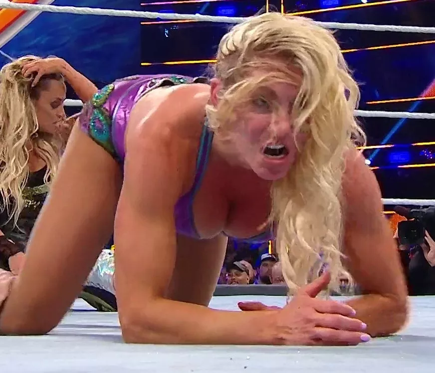 the Queen in position