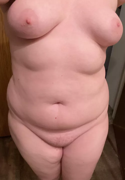 Always self conscious about my weight. (F, 25, 190, 5’4)