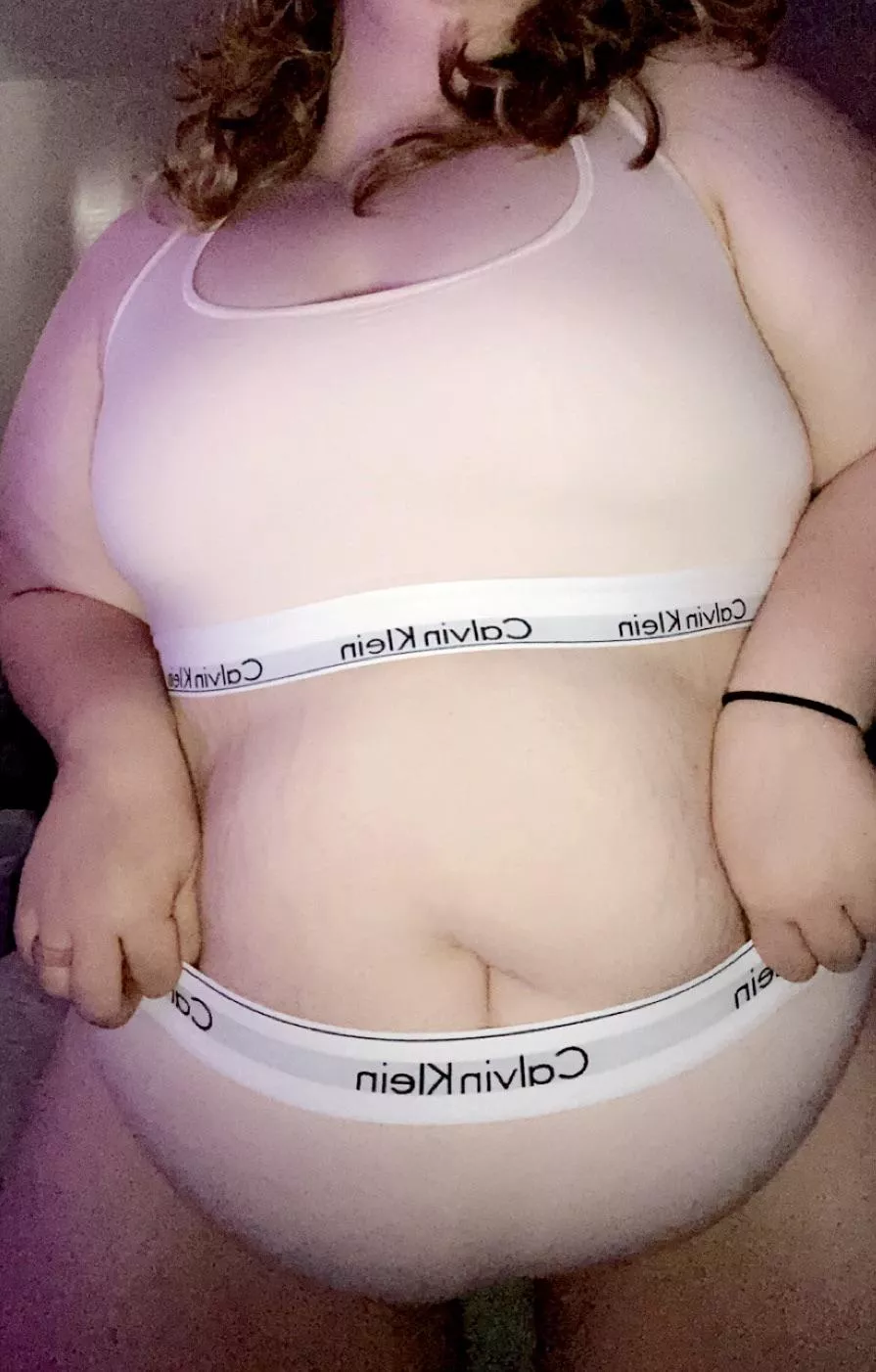 Can’t sleep 👀👉👈💖