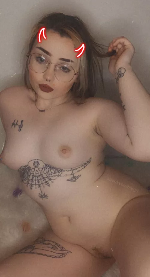 felt cute, might delete later… unless you think I should keep it up ♡