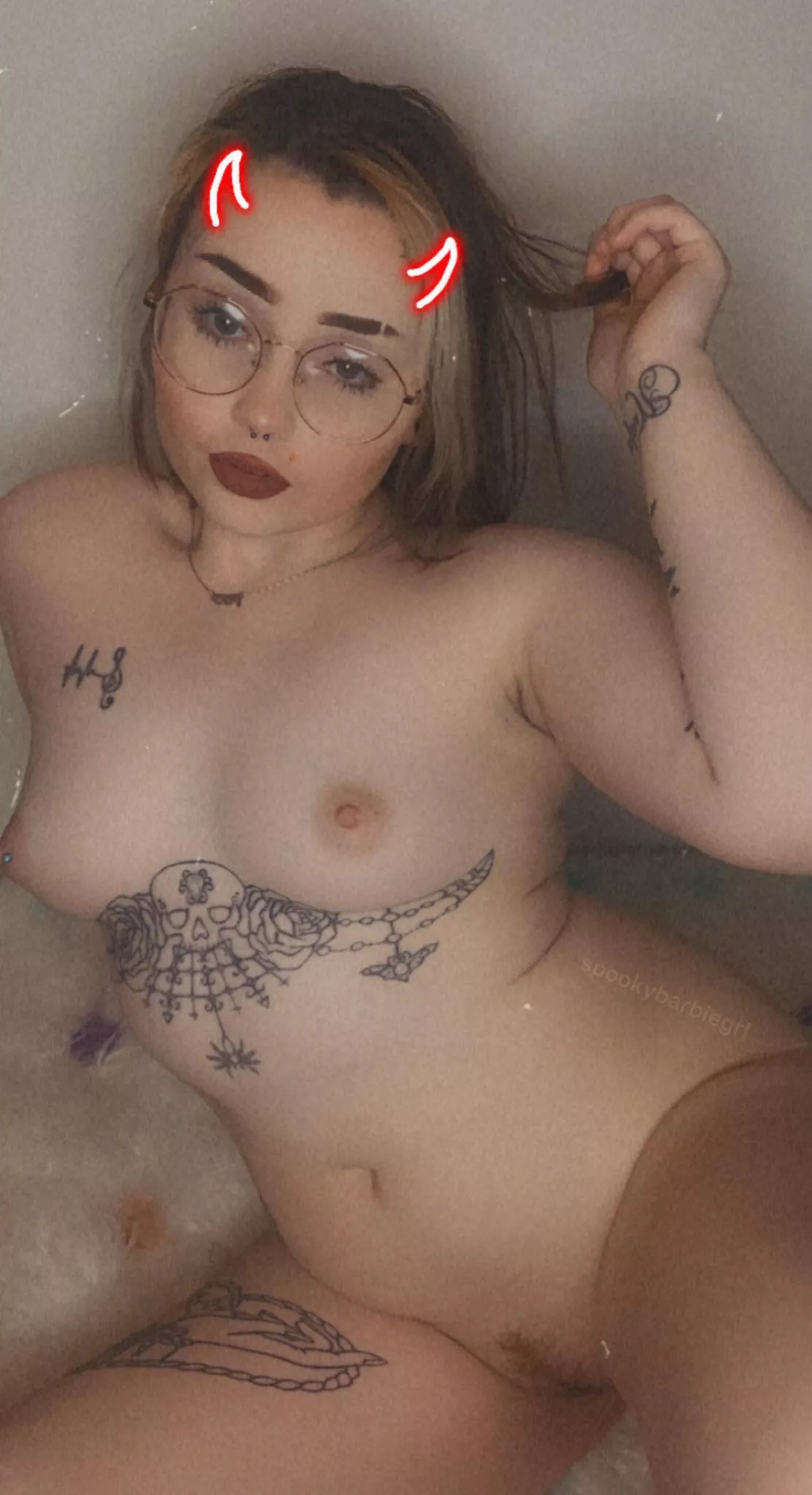 felt cute, might delete later… unless you think I should keep it up ♡ [img]