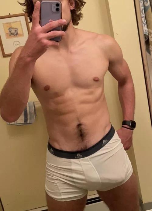 I was wondering why all the girls at the gym were smiling at me, now I get it