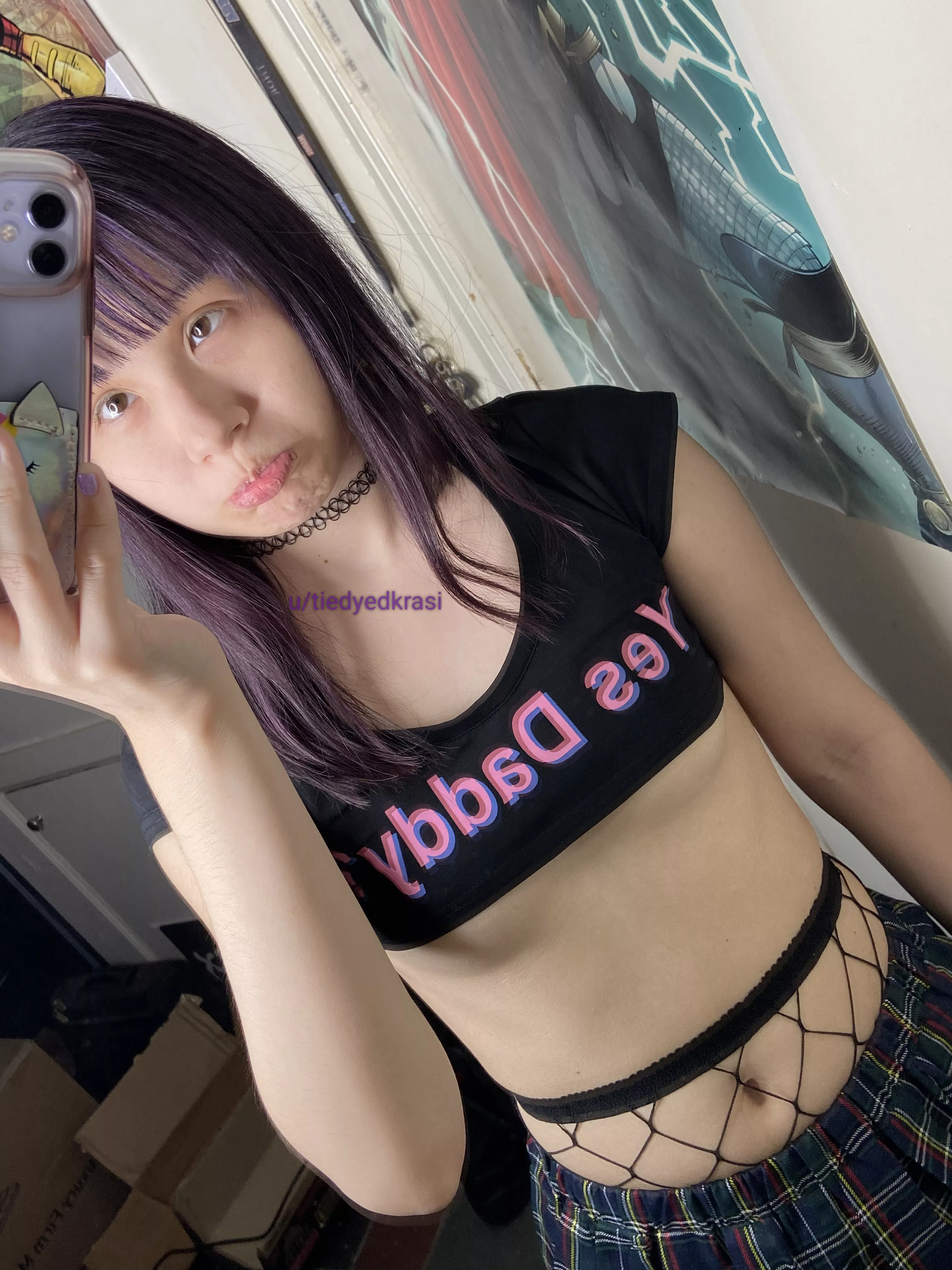 innie button peeking at you from my fishnets