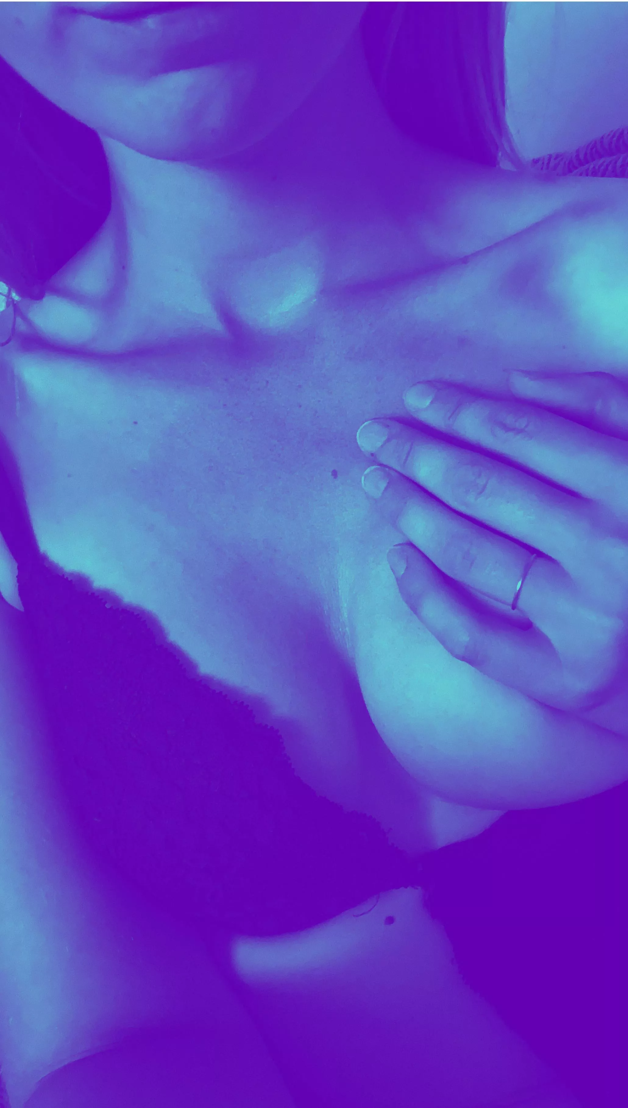 Semi nude selfie hihi