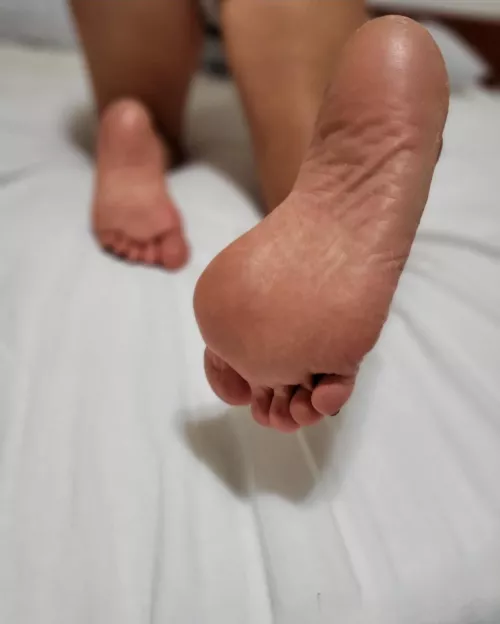 soles to lick👅
