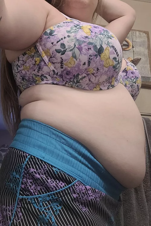 Tease me for how much of a pig I've been lately. 🐷🍦