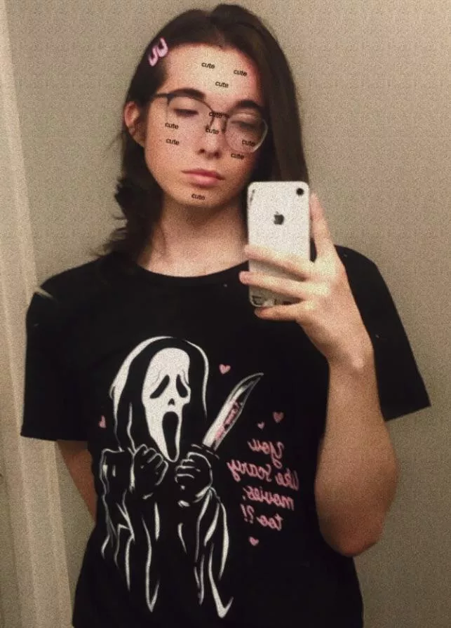 Wanna watch a scary movie with me? 👻