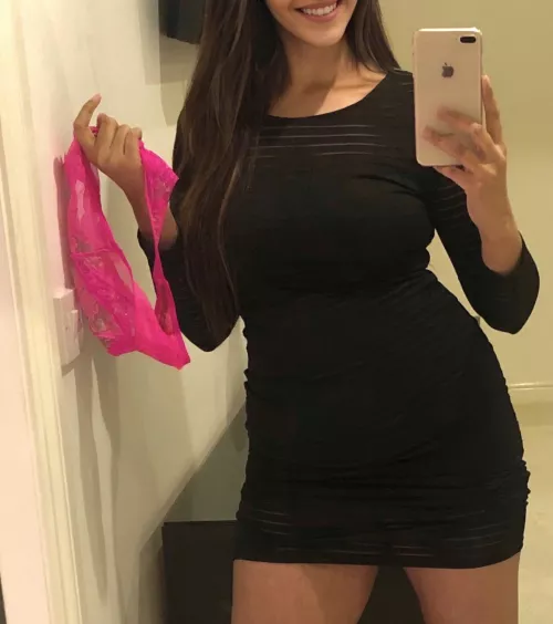 Will anyone notice I'm not wearing panties tonight...😈 British Punjabi Indian