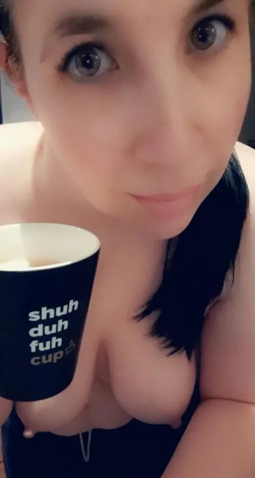 5am on a Monday. Yeh, read the mug. Now take me back to bed 😜
