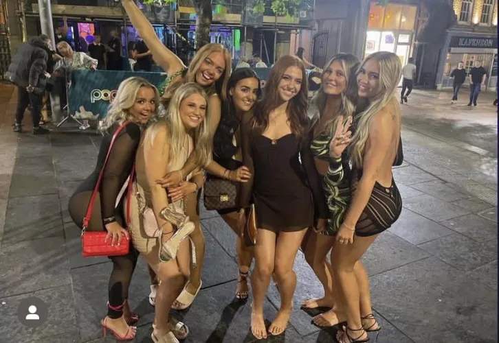 [7] girls i know from school, who you choosing?