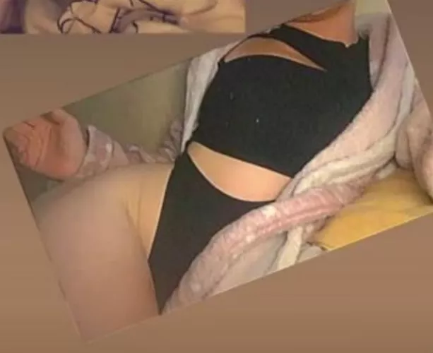 my friends thighs are amazing 😍