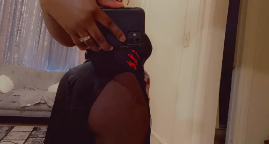 Wanna watch me play dress up? Subscribe for FREE 💋