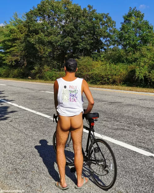 We weren't able to make it to the Philly Naked Bike Ride today, but doing our best to support from afar! Hope everyone riding has a safe and amazing time, and we look forward to hopefully seeing you next year! ❤️🚲