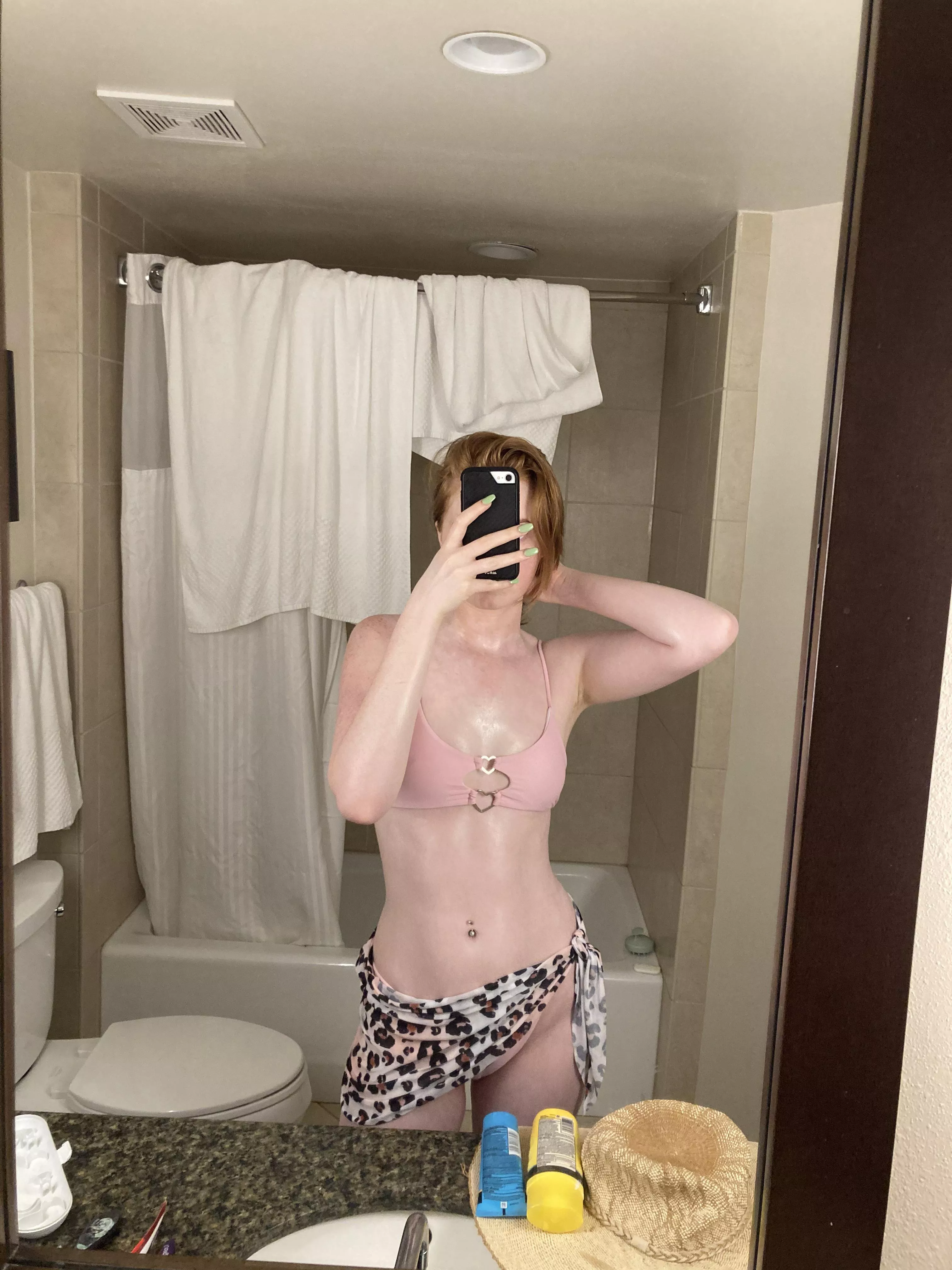 💦19 y/o redhead ready to please you. enjoy my bikini 👙 🥰