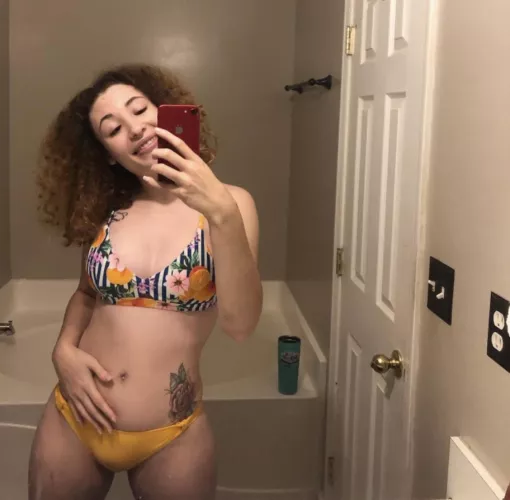 Available for cam calls 💖