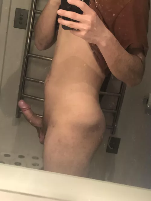 Can someone come hold it for me pls? 🥺😮‍💨