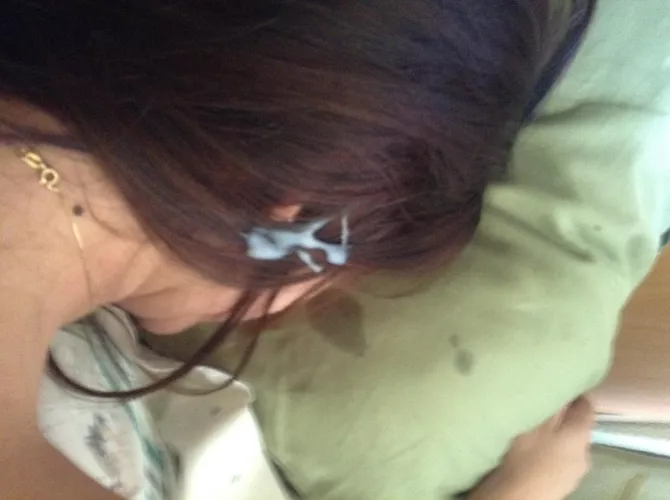 Cum all over my hair :)