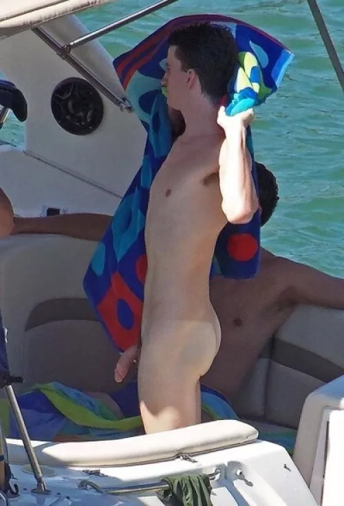 Huhg uOt To Dry