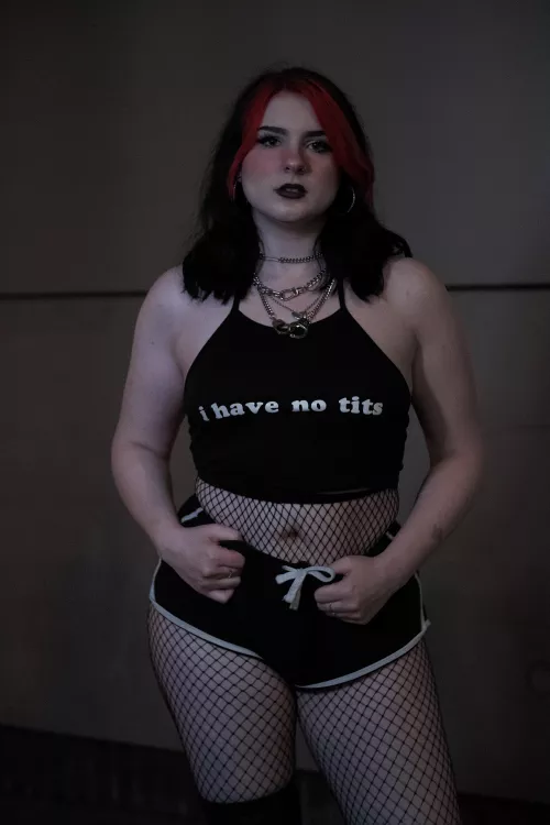 I may not have tits, but I give good head 🤘🏻