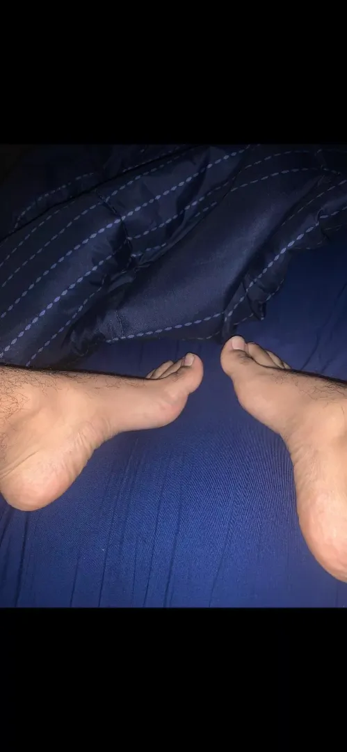 I need to be flashed and my feet used pervier the better Minnesota+ Into feet+ wickr: alljokes555