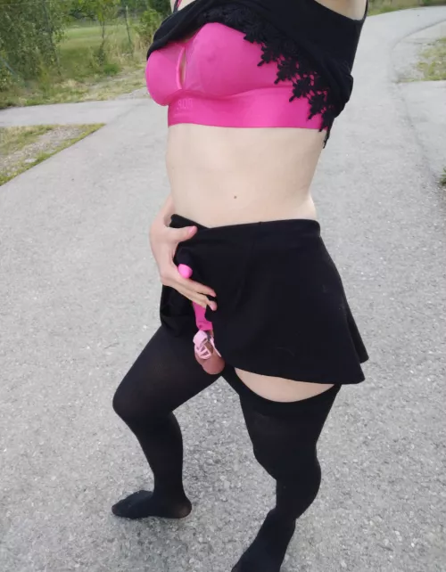 Love wearing pink and black 🥰