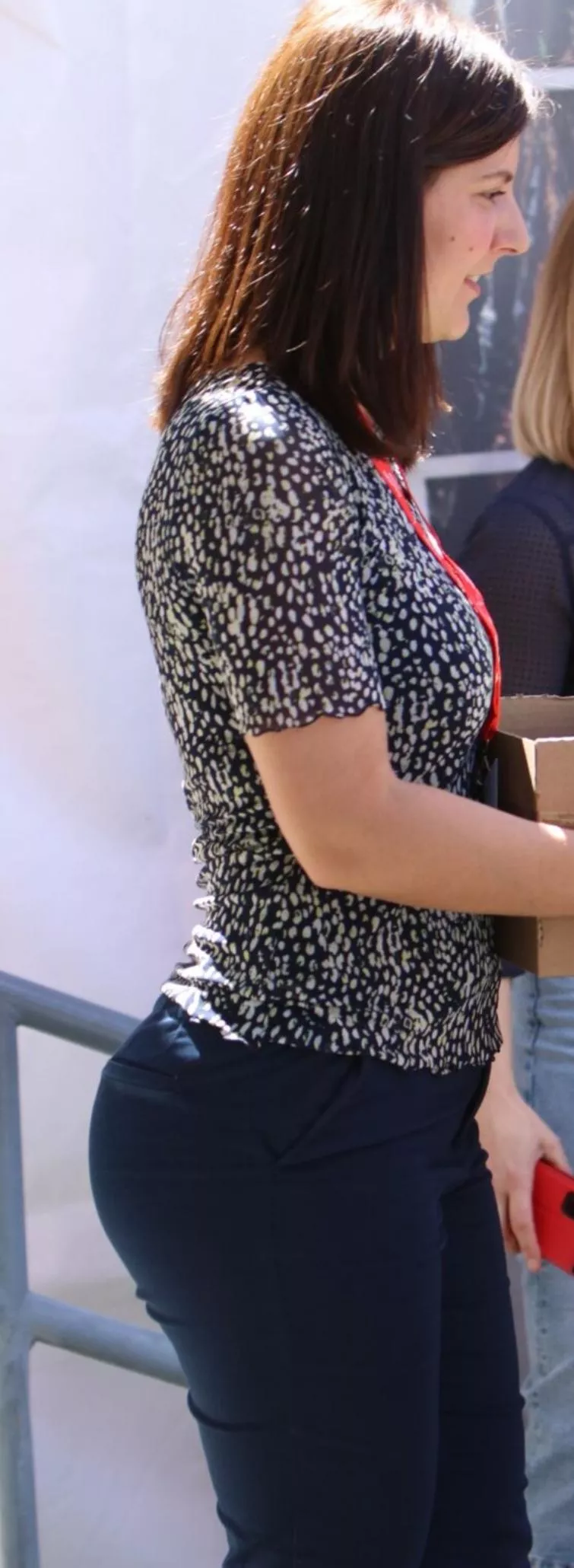 Need more cock and cum tributes for her amazing ass. kik lovetributes1234, lets make her your cum slut.