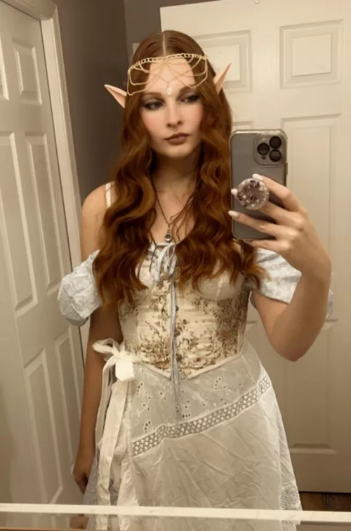 [Self] practicing for my first cosplay as my dnd character Aurora. She’s a high elf wizard.