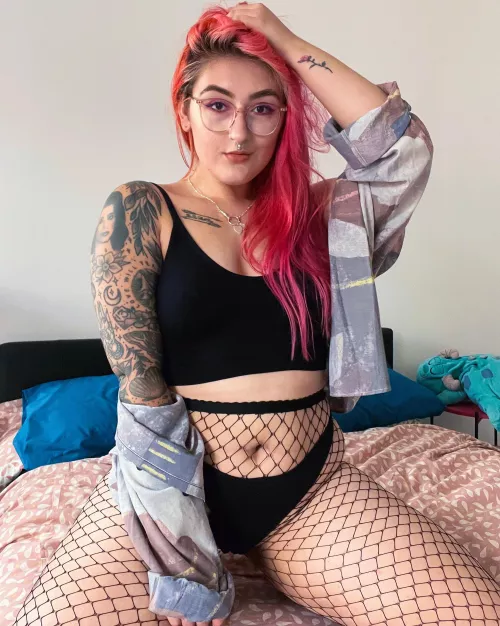 The look I’d use to seduce you into my boyfriends bed..