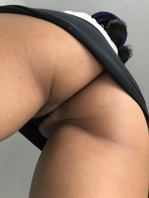 What do YOU think of this picture…pretty “ cheeky”, isn’t it?