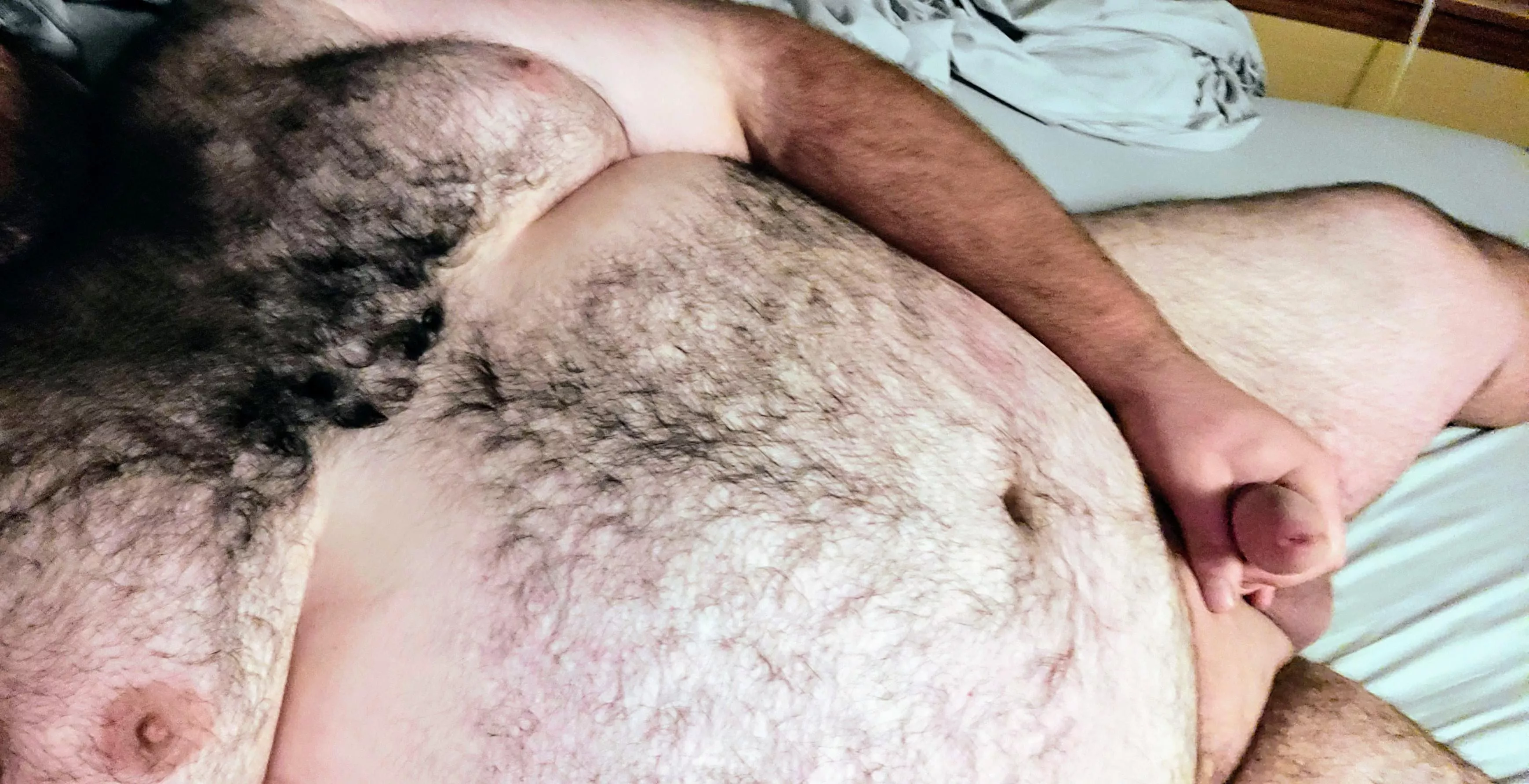 34M looking for a woman to chat with 😊